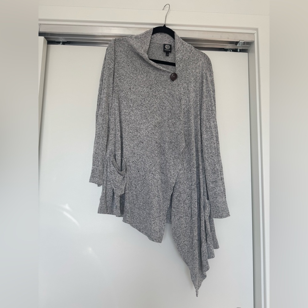 Women’s Bobeau Asymmetrical Button Cardigan S